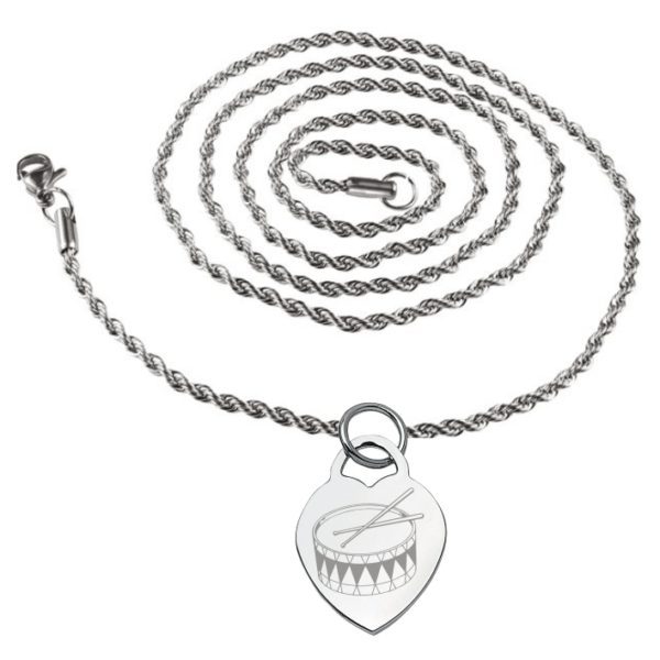 steel necklace with heart engraving games of the flags-drum