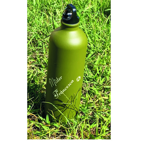 water bottle in satin military green aluminum with engraved screw cap 750 cl